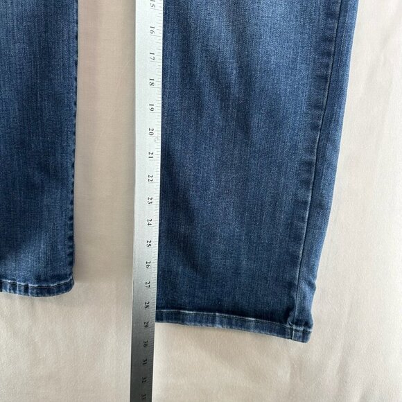 Lee Jeans Womens Sz 18 Flex Motion Regular Fit Straight leg Mid Rise Denim Blue - Picture 9 of 11